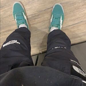 supreme x north face gortex black pants